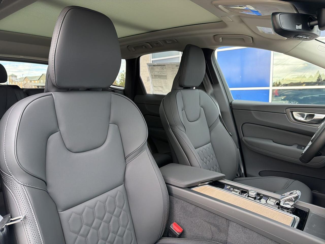 2026 Volvo XC60 B5 Plus Bend OR