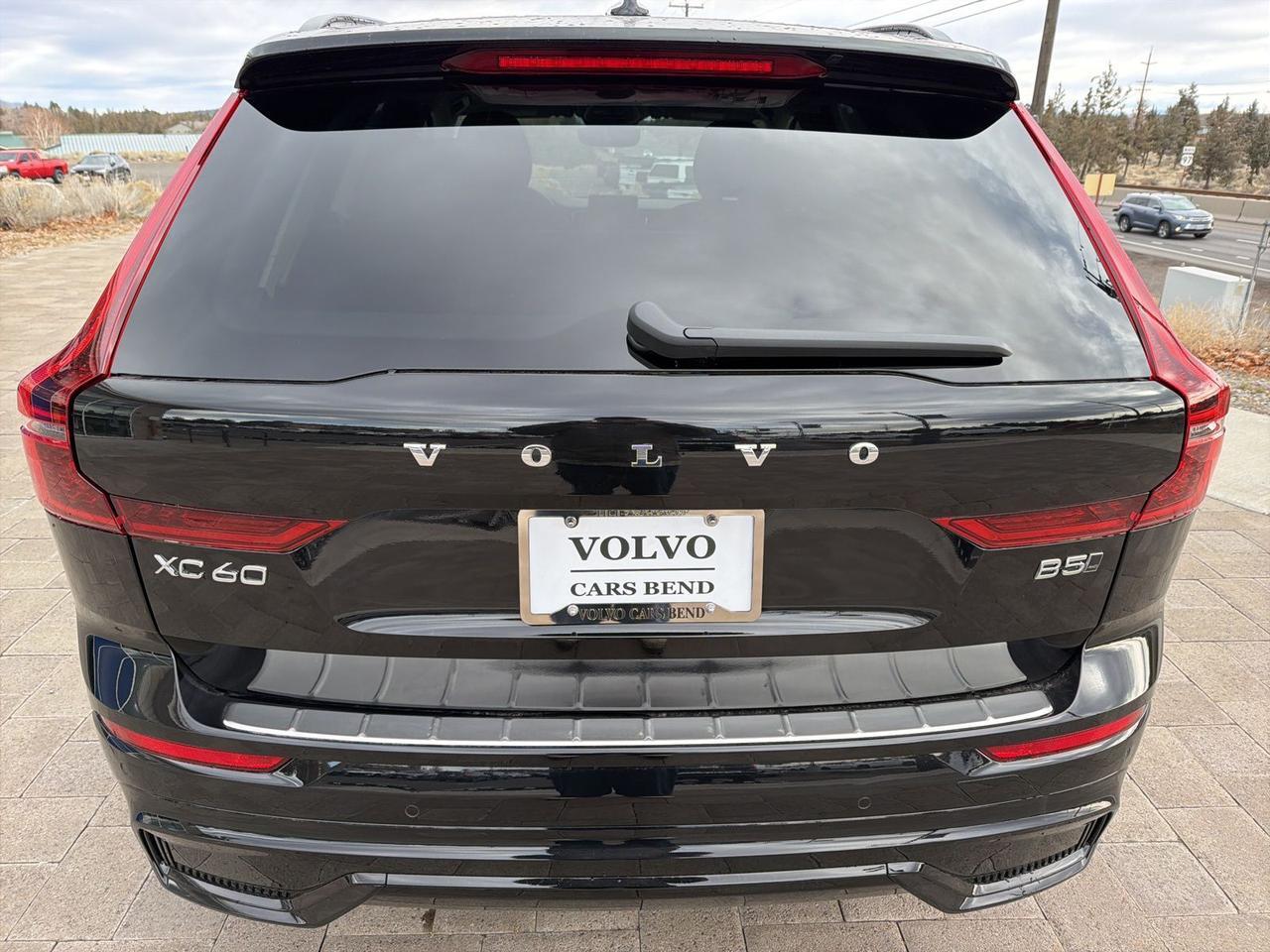 2026 Volvo XC60 B5 Plus Bend OR