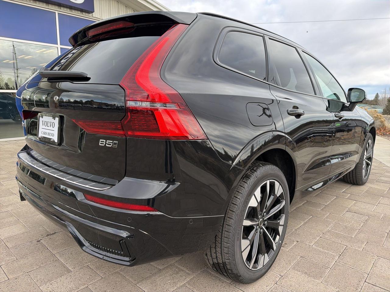 2026 Volvo XC60 B5 Plus Bend OR