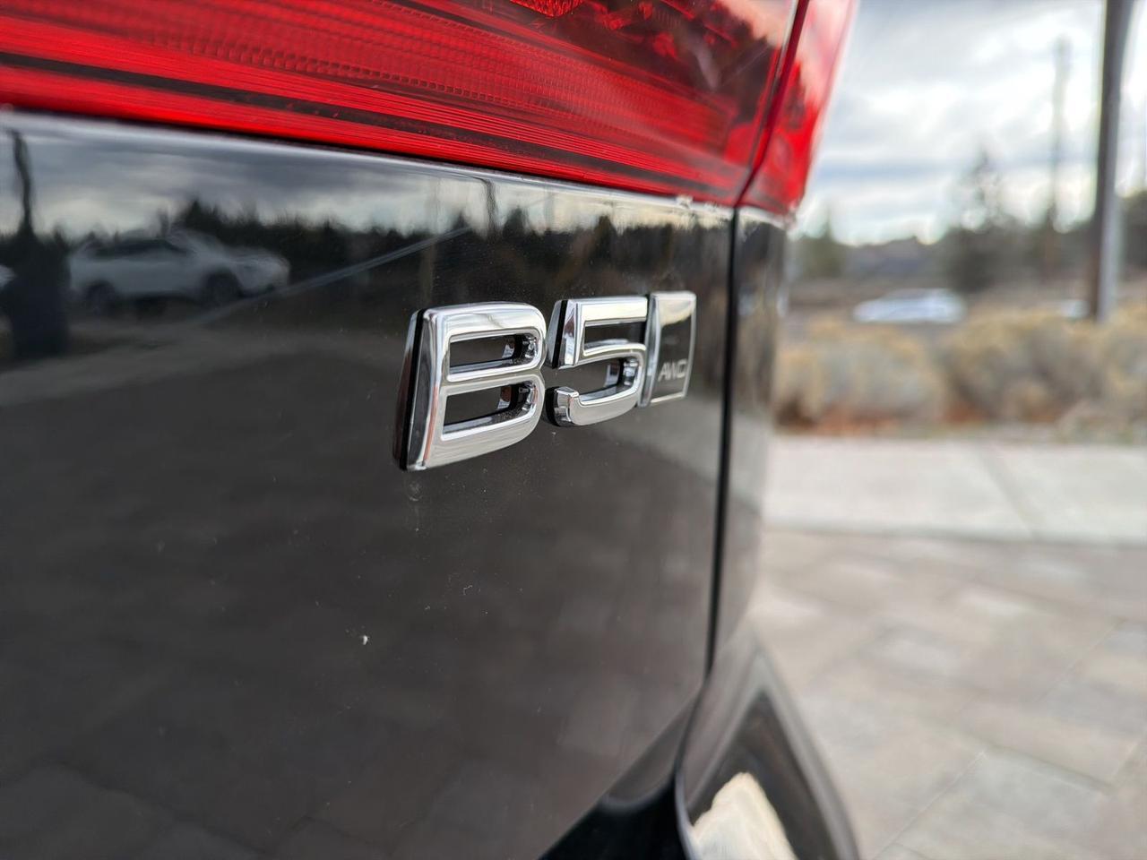 2026 Volvo XC60 B5 Plus Bend OR