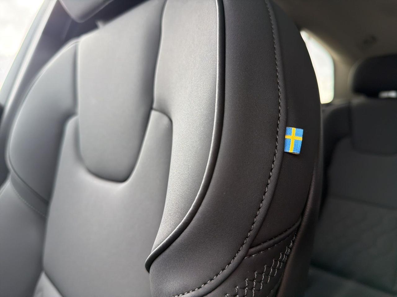 2026 Volvo XC60 B5 Plus Bend OR