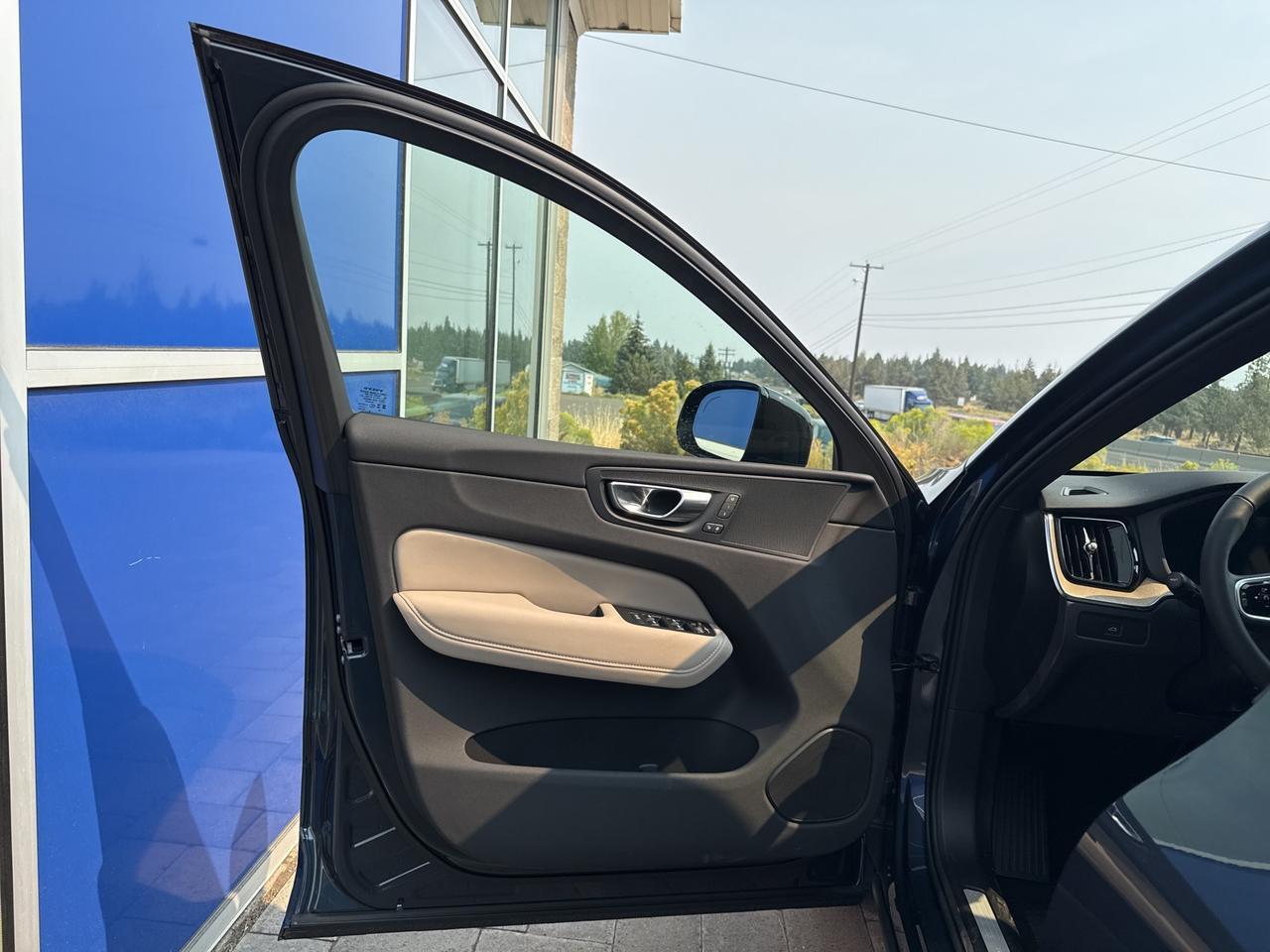 2026 Volvo XC60 B5 Plus Bend OR
