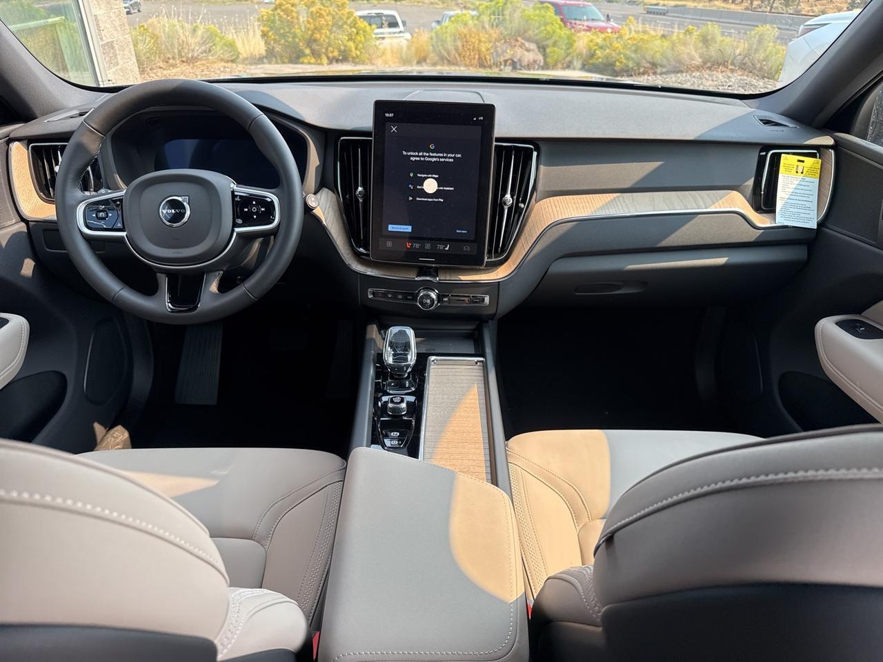 2026 Volvo XC60 B5 Plus Bend OR