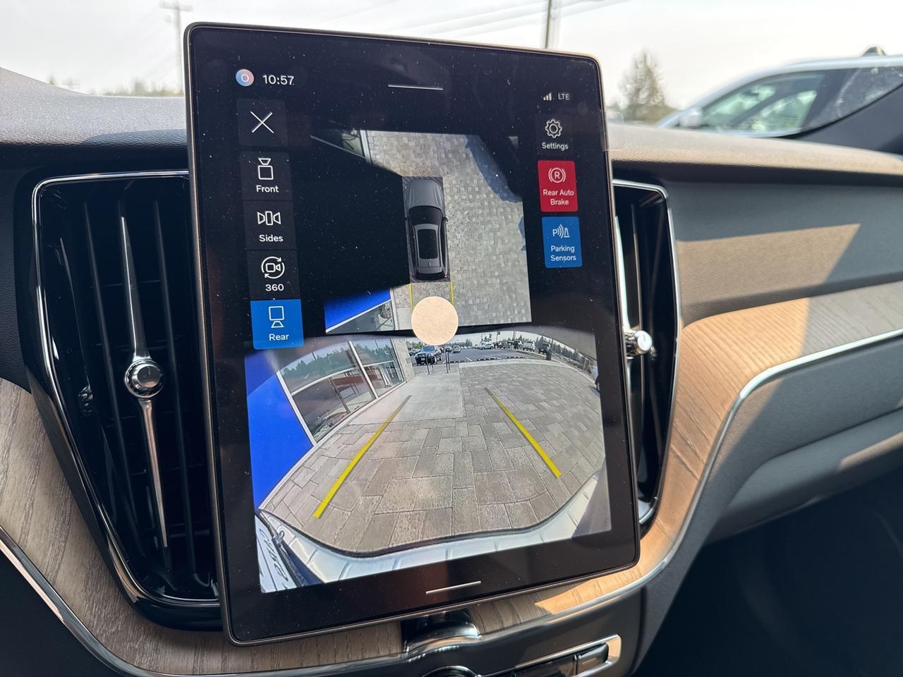 2026 Volvo XC60 B5 Plus Bend OR
