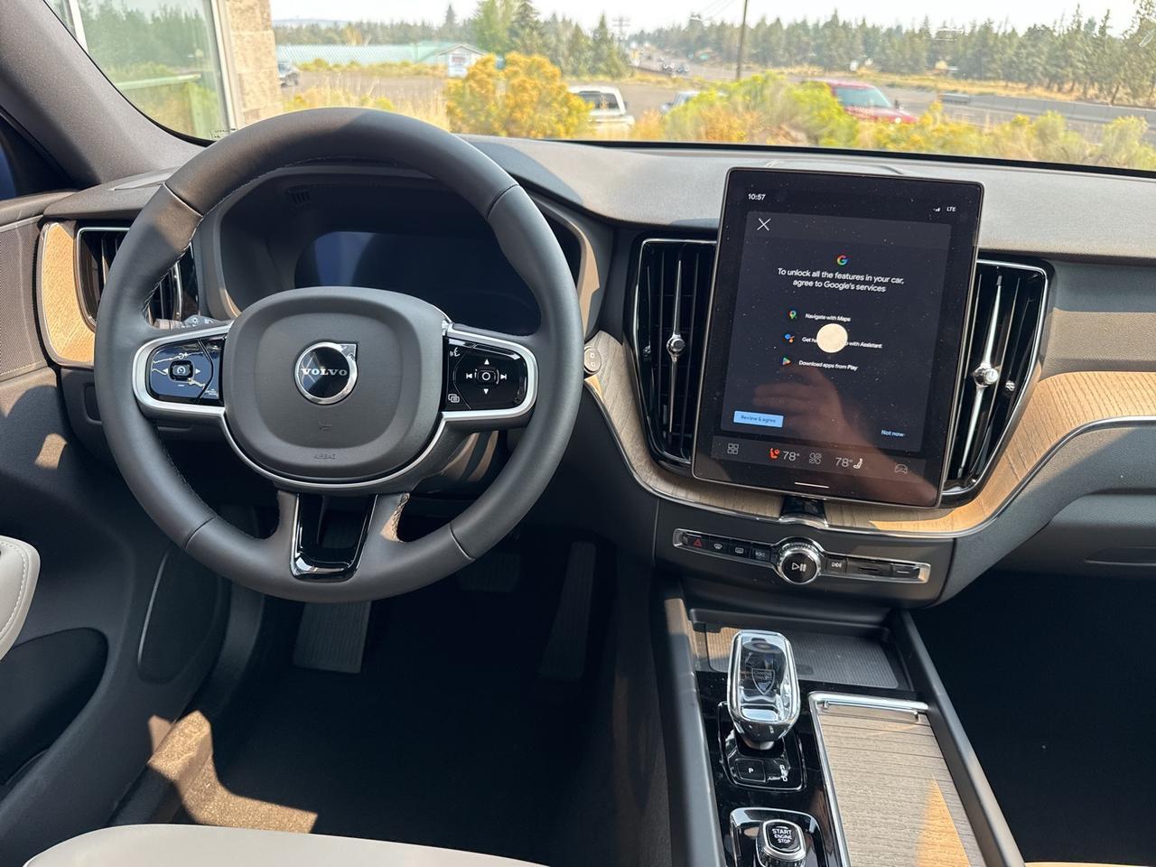 2026 Volvo XC60 B5 Plus Bend OR