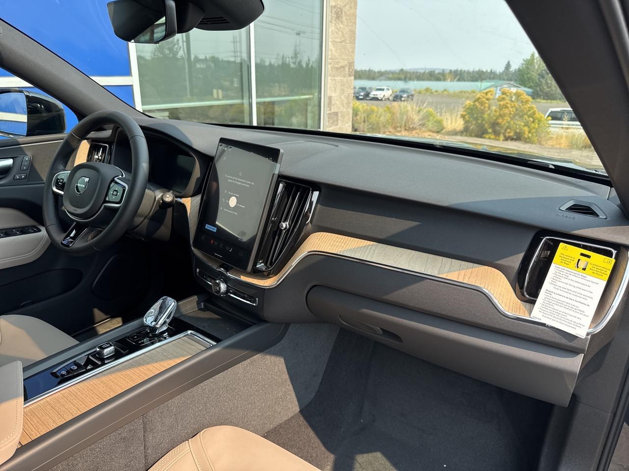 2026 Volvo XC60 B5 Plus Bend OR