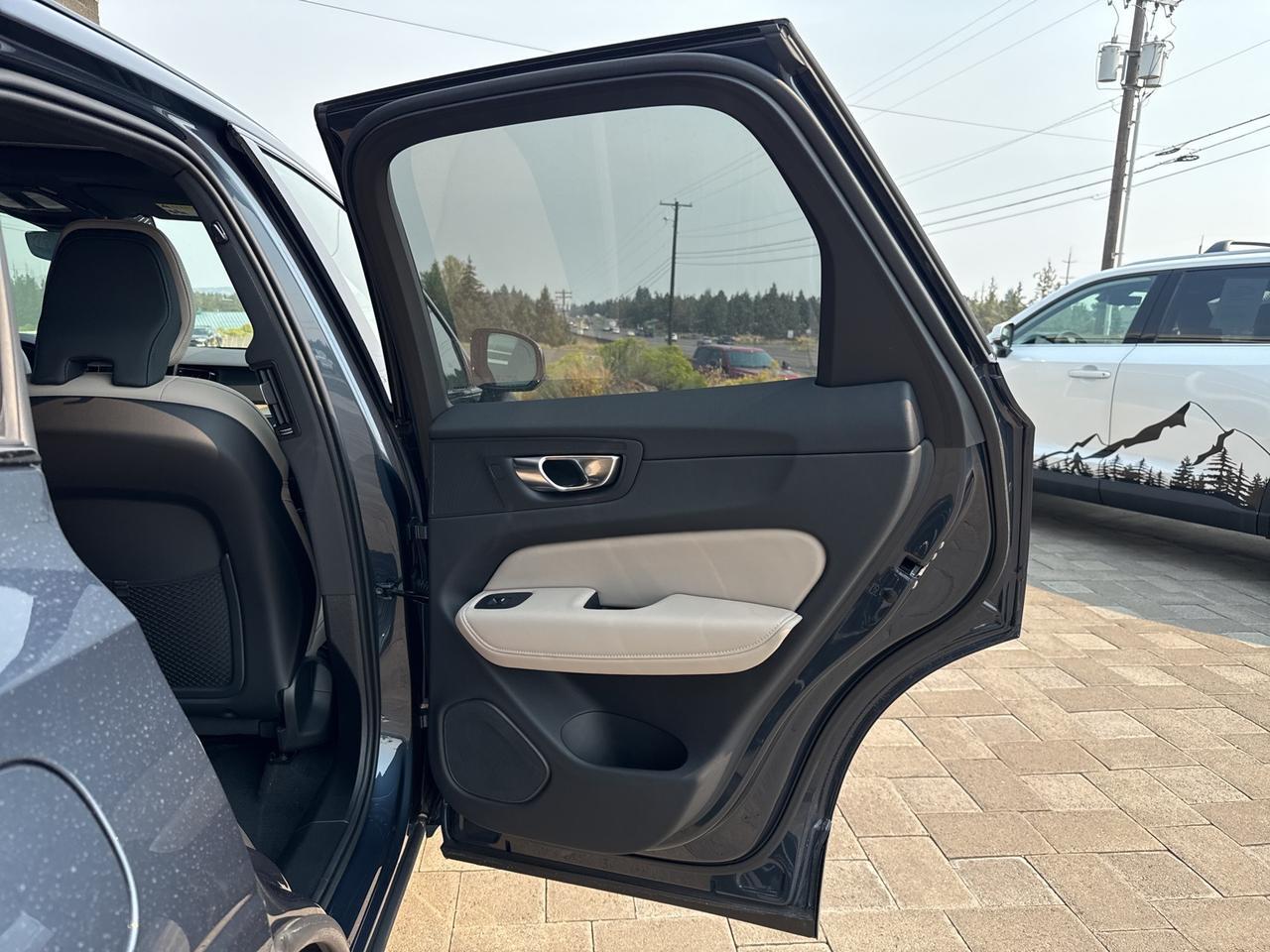 2026 Volvo XC60 B5 Plus Bend OR