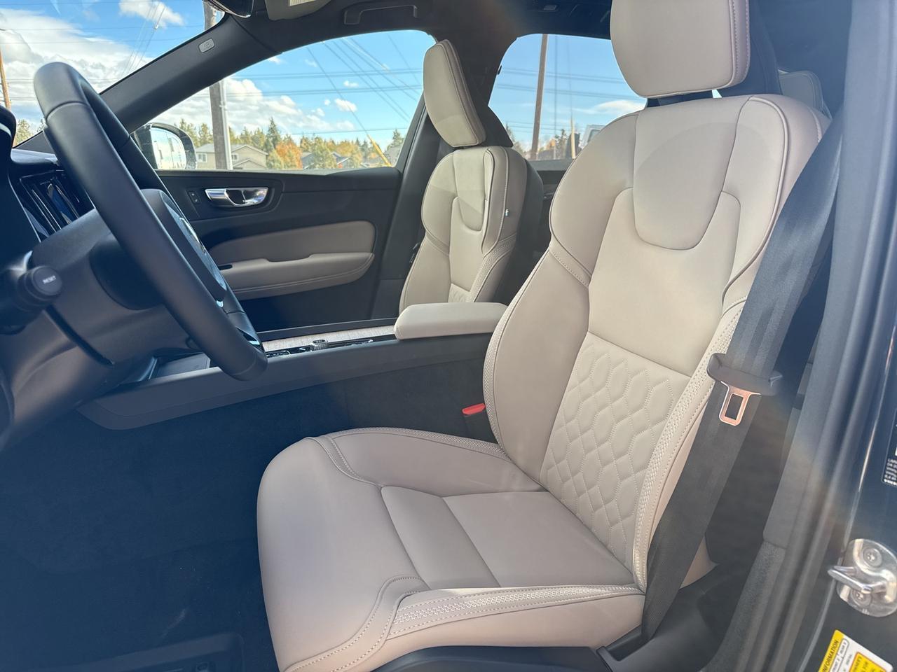 2026 Volvo XC60 B5 Plus Bend OR