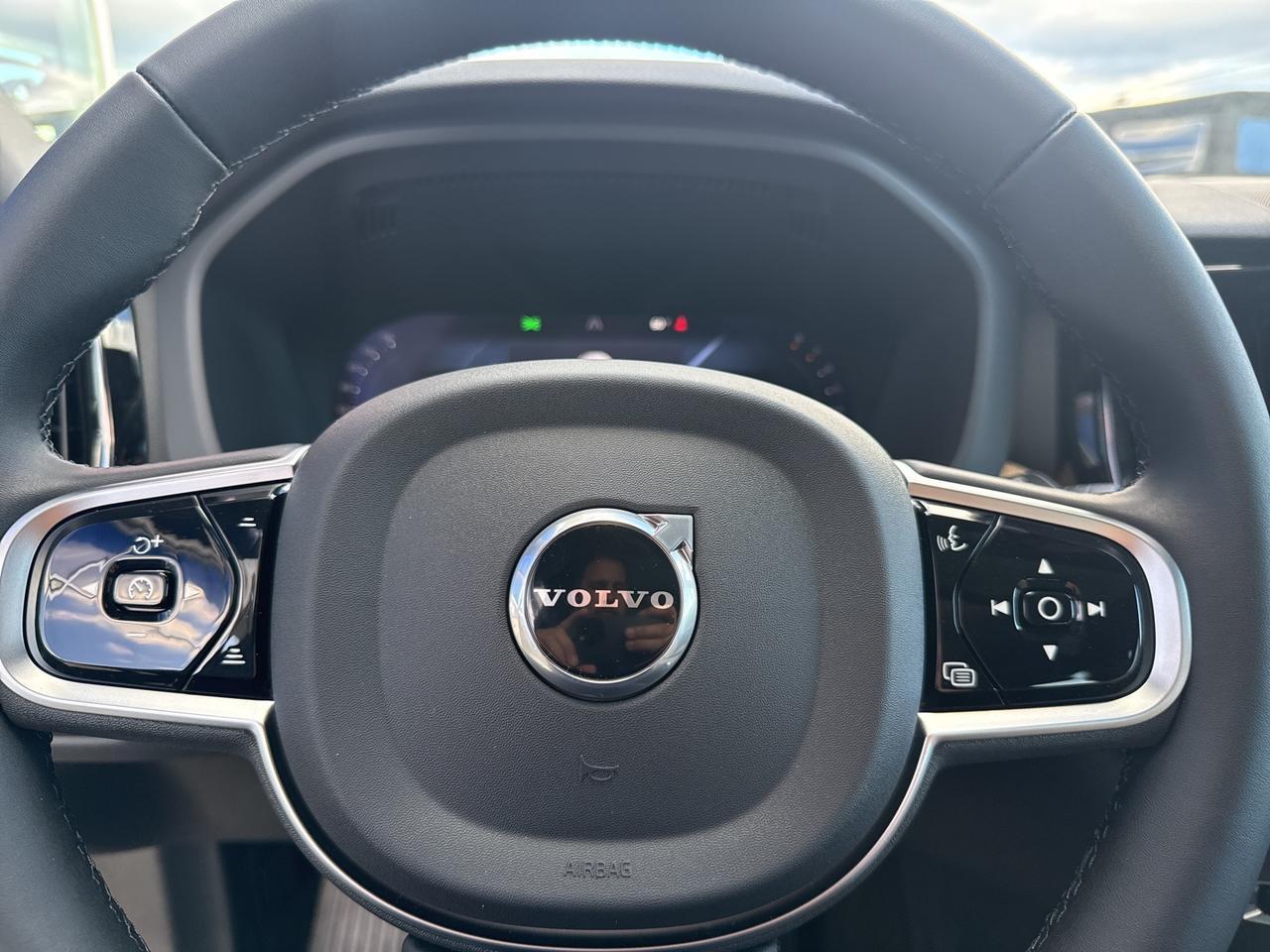 2026 Volvo XC60 B5 Plus Bend OR