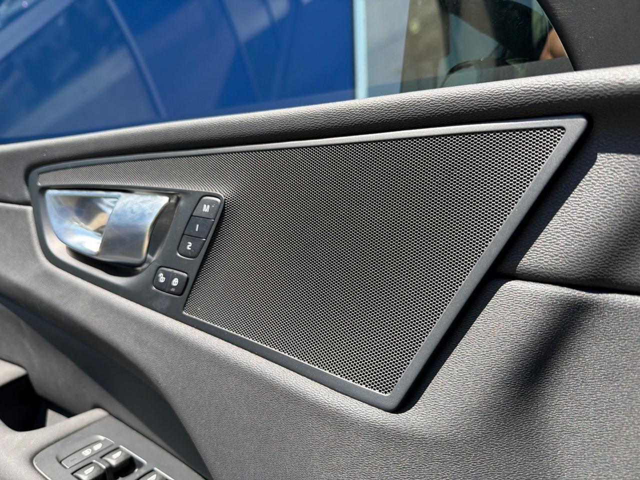2026 Volvo XC60 B5 Plus Bend OR