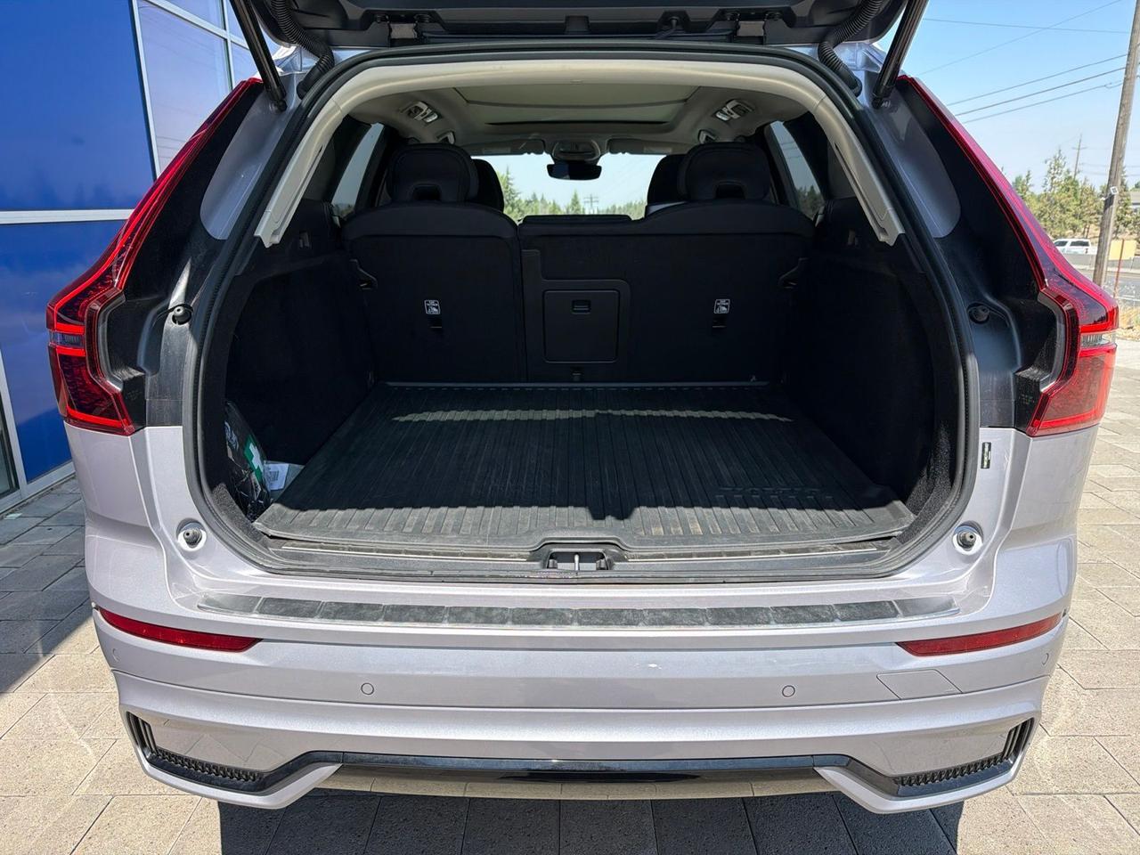 2026 Volvo XC60 B5 Plus Bend OR
