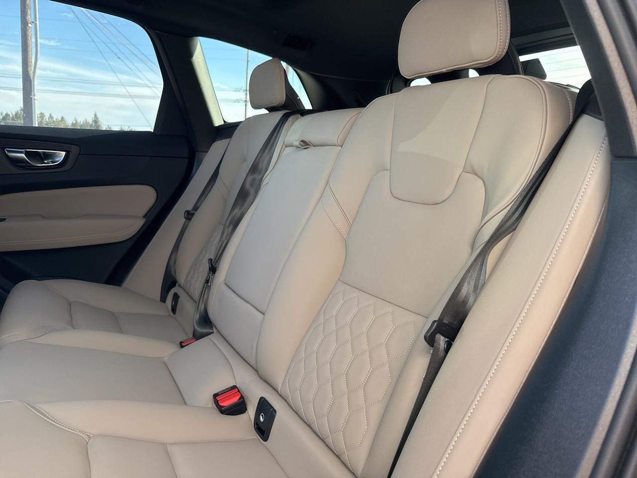 2026 Volvo XC60 B5 Plus Bend OR