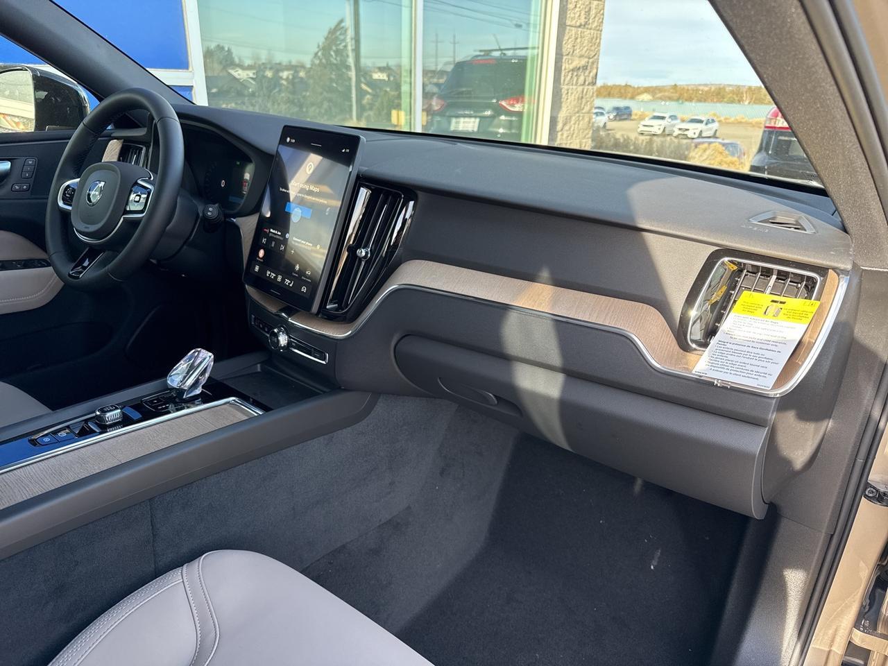 2026 Volvo XC60 B5 Plus Bend OR