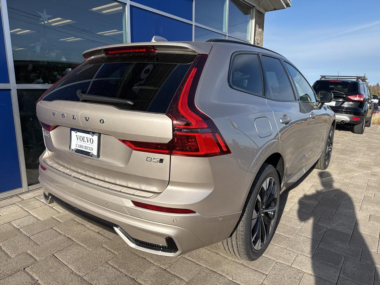 2026 Volvo XC60 B5 Plus Bend OR