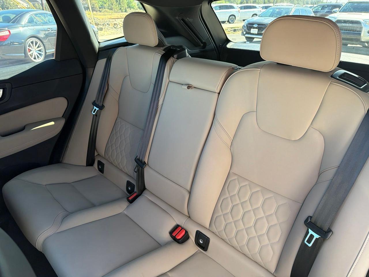 2026 Volvo XC60 B5 Plus Bend OR