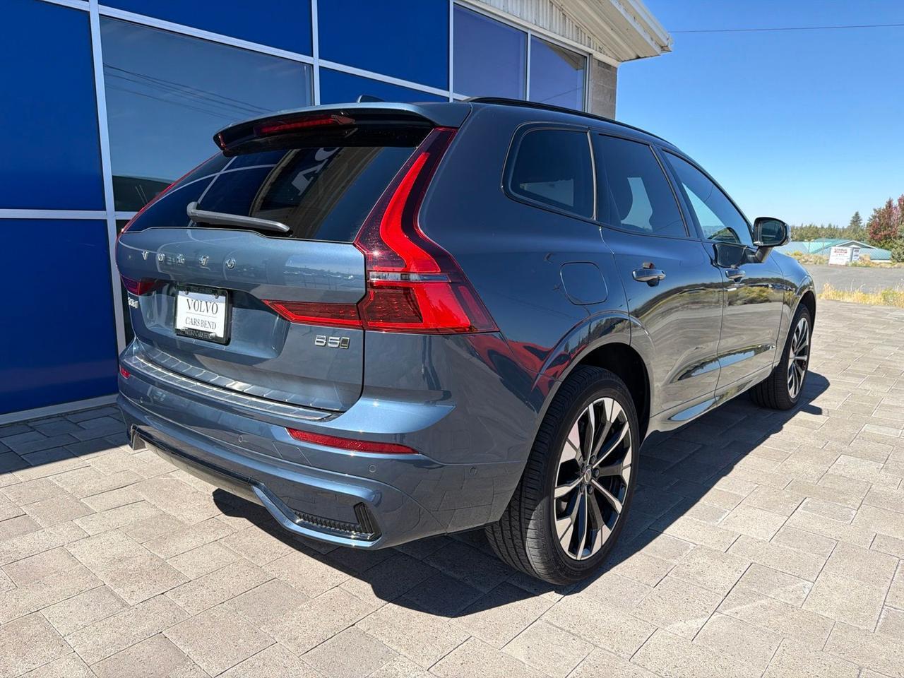 2026 Volvo XC60 B5 Plus Bend OR
