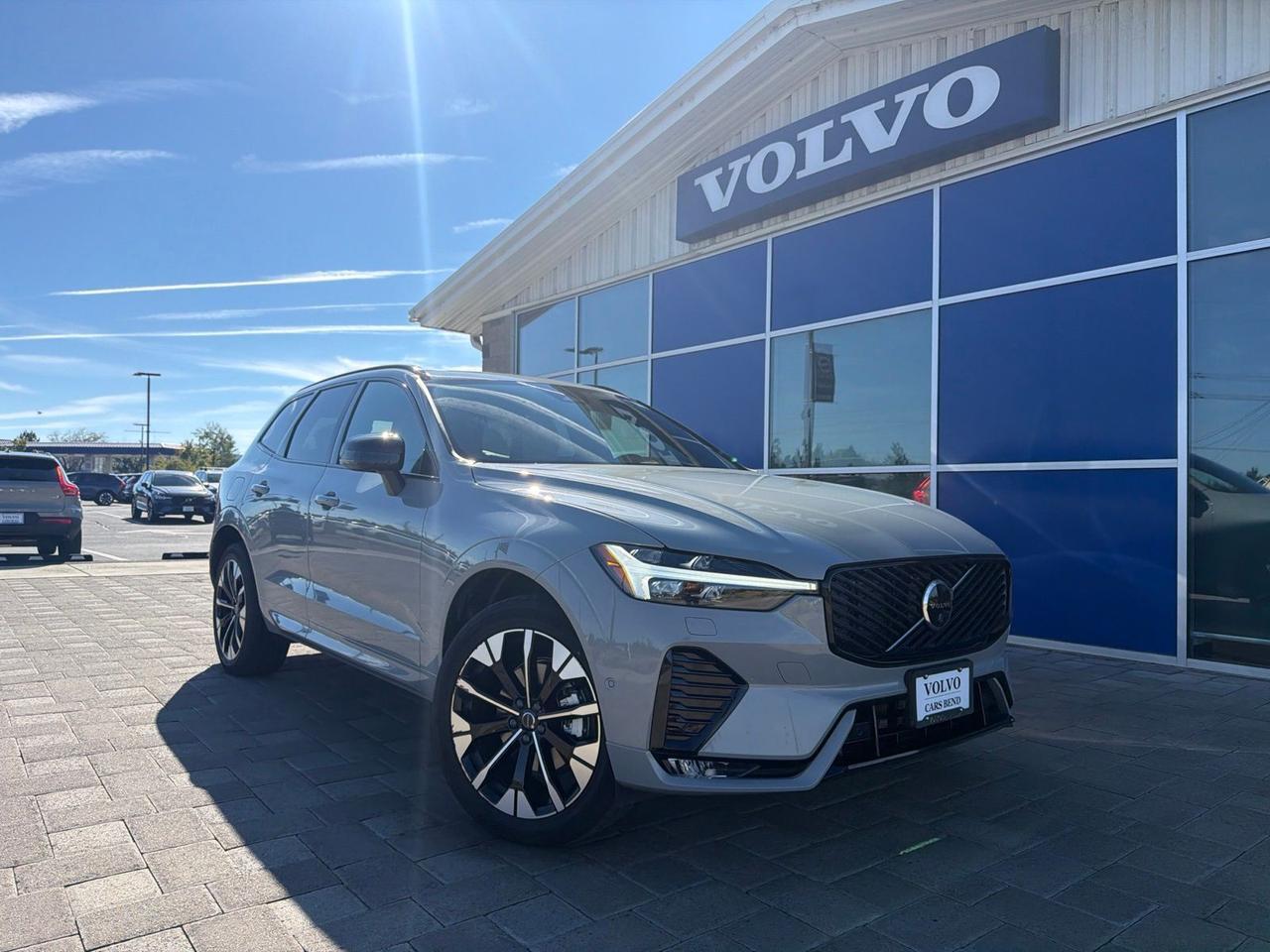 2026 Volvo XC60 B5 Plus