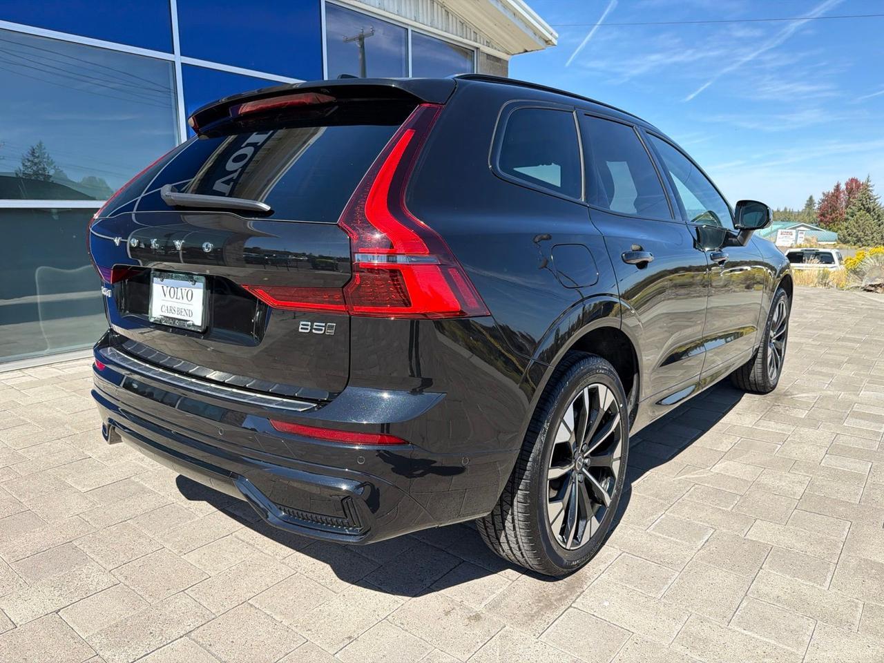 2026 Volvo XC60 B5 Plus Bend OR