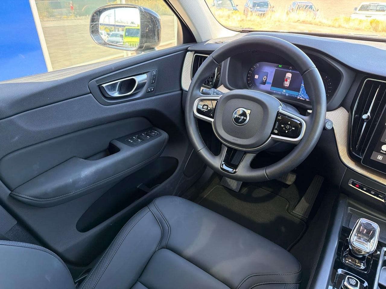2026 Volvo XC60 B5 Plus Bend OR