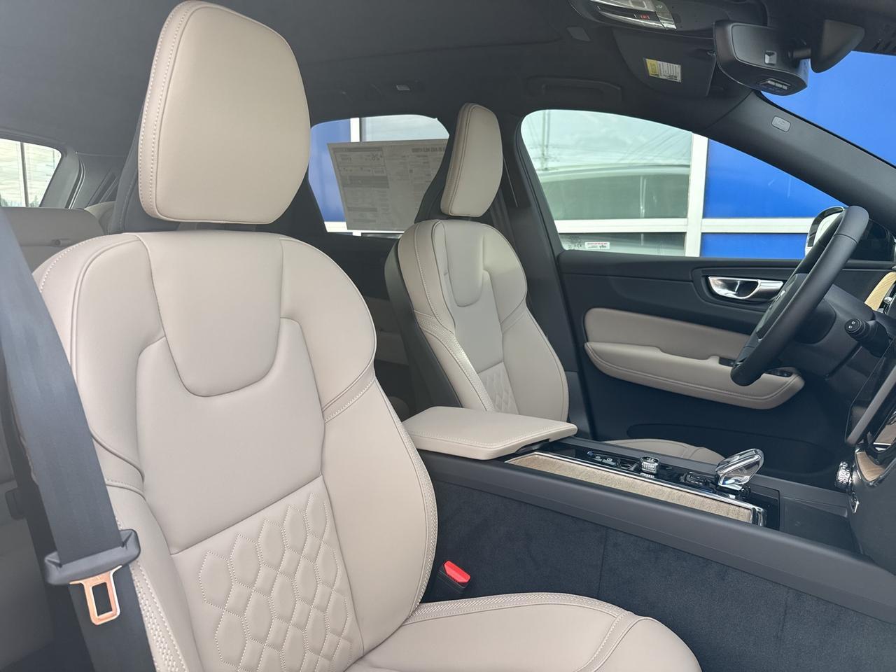 2026 Volvo XC60 B5 Plus Bend OR