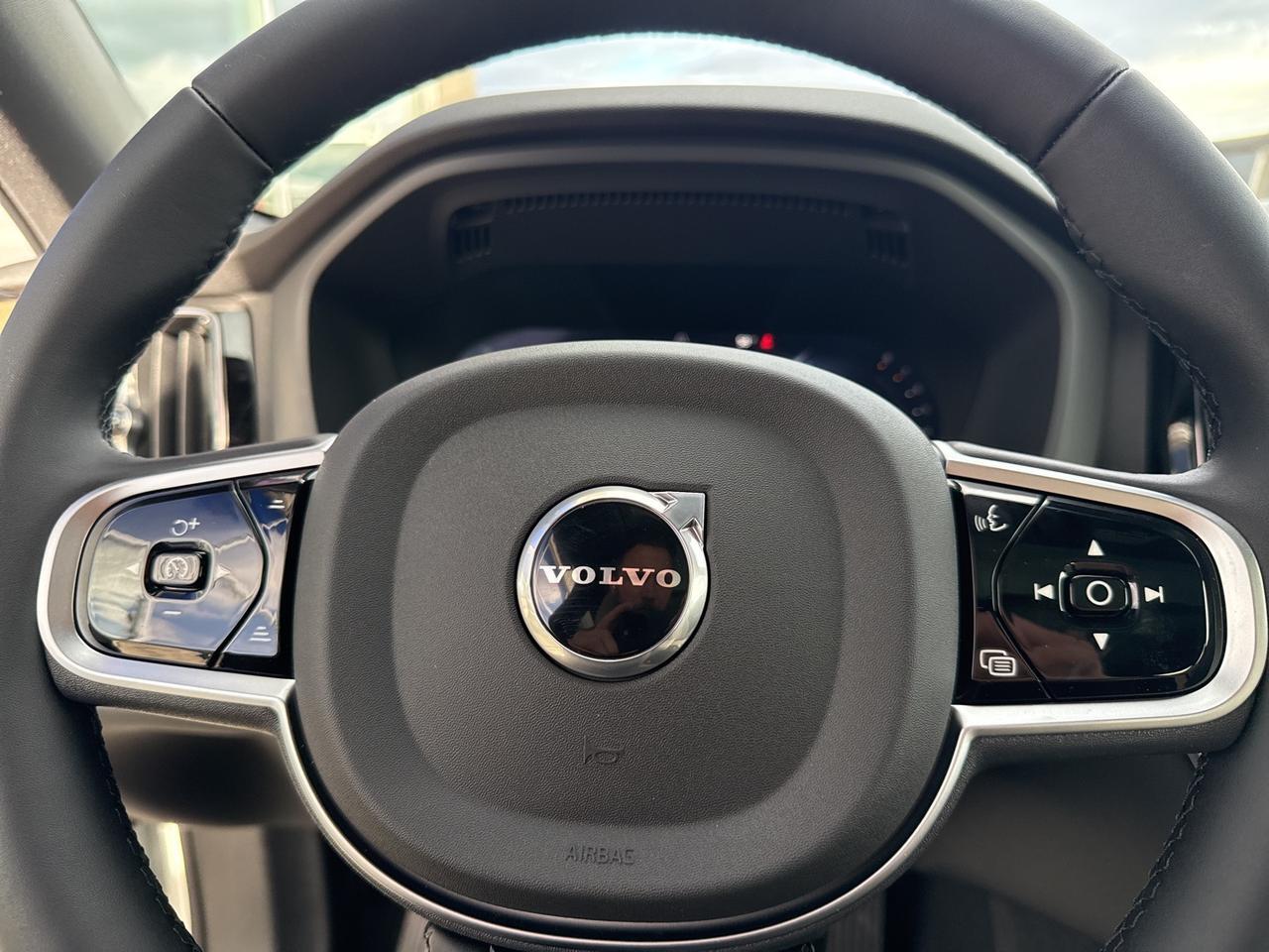 2026 Volvo XC60 B5 Plus Bend OR