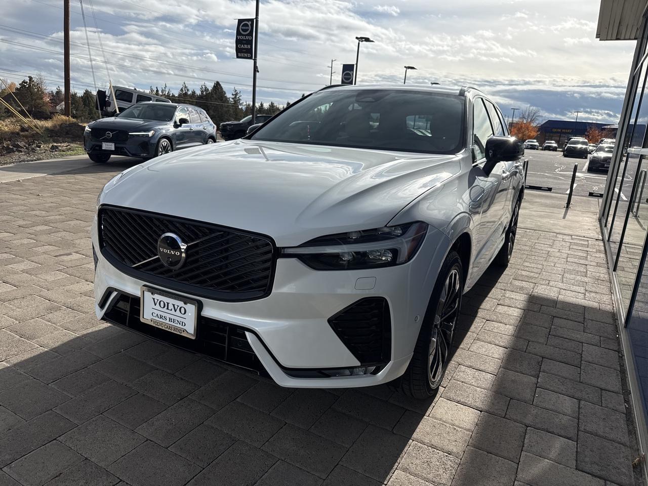 2026 Volvo XC60 B5 Plus Bend OR