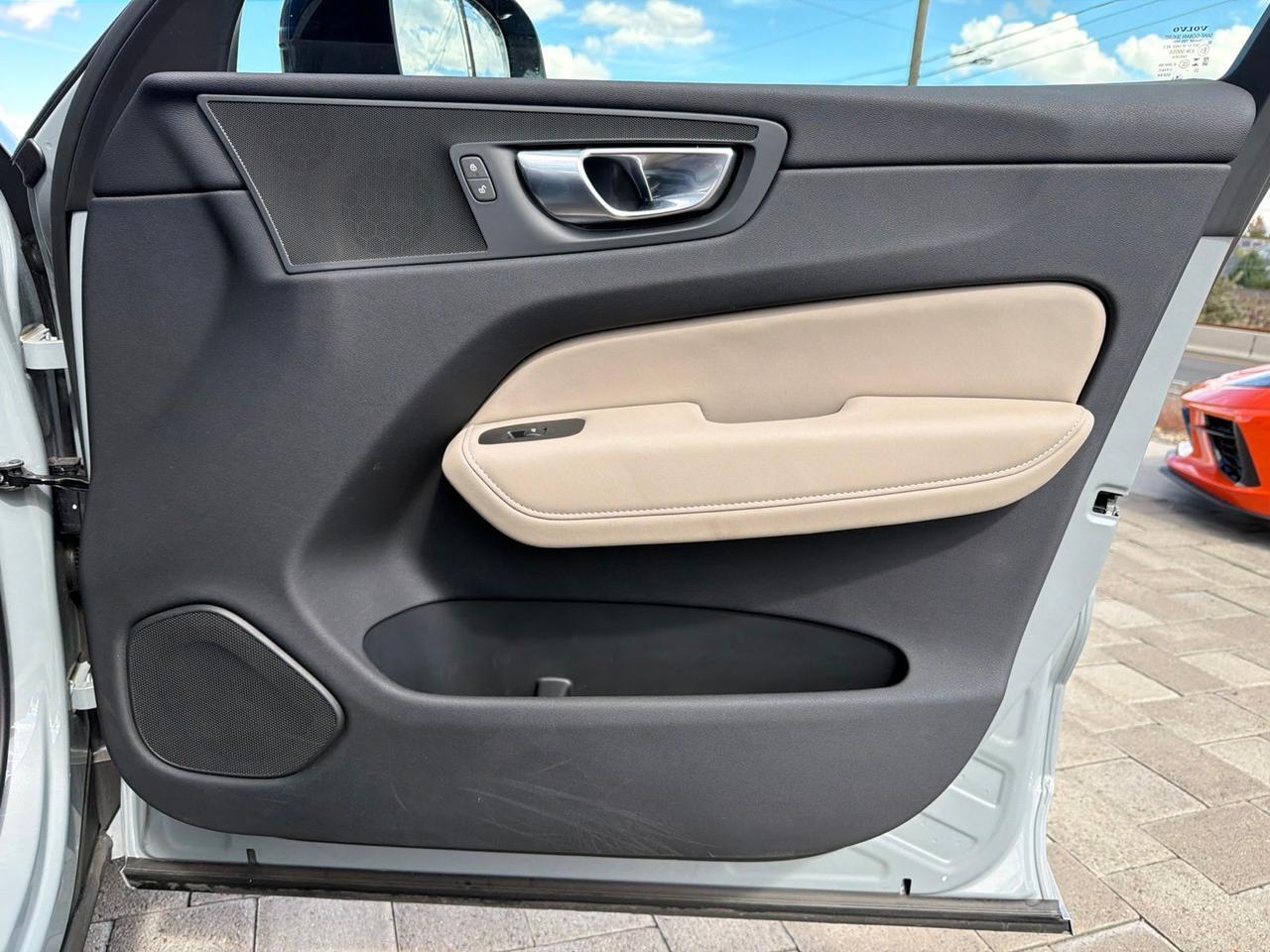 2026 Volvo XC60 B5 Plus Bend OR