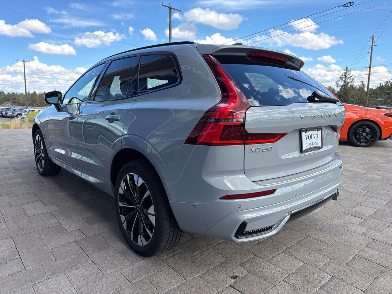 2026 Volvo XC60 B5 Plus Bend OR