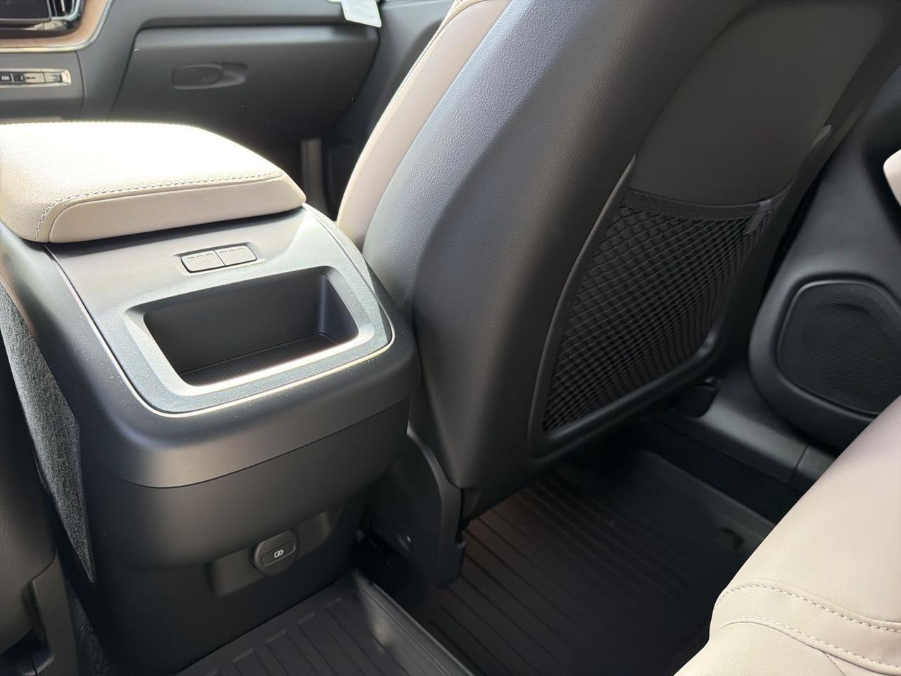 2026 Volvo XC60 B5 Plus Bend OR