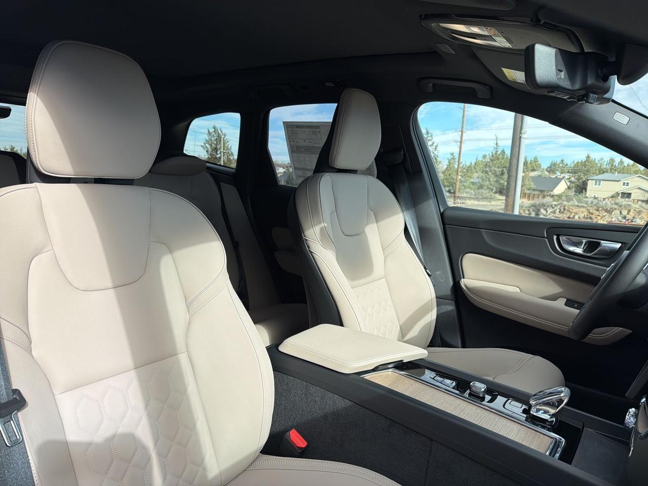 2026 Volvo XC60 B5 Plus Bend OR