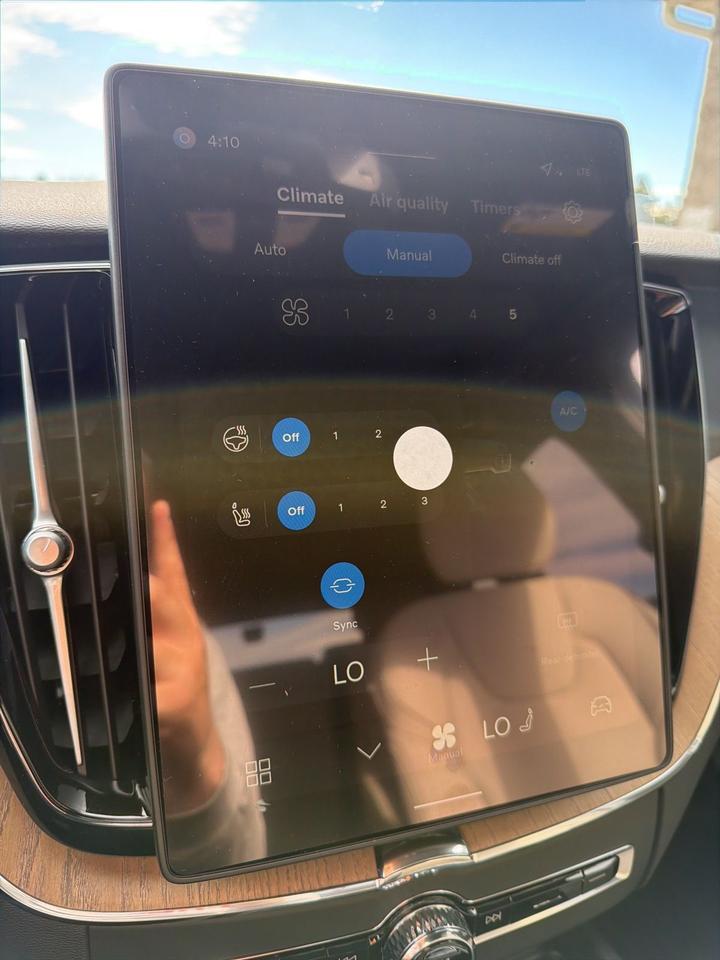 2026 Volvo XC60 B5 Plus Bend OR