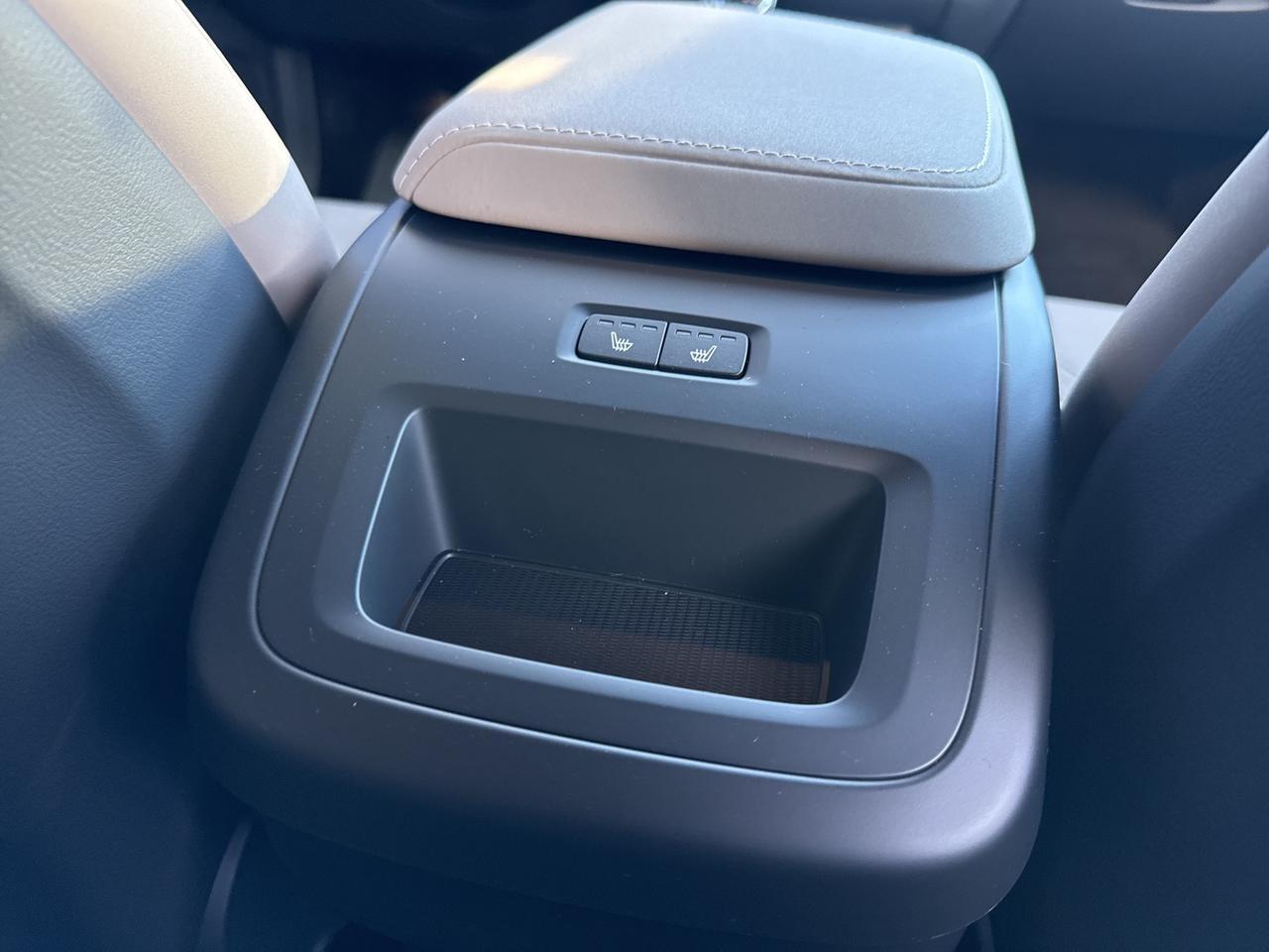 2026 Volvo XC60 B5 Plus Bend OR