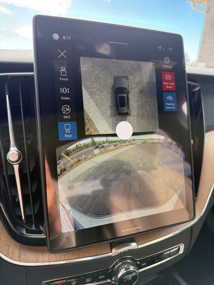 2026 Volvo XC60 B5 Plus Bend OR