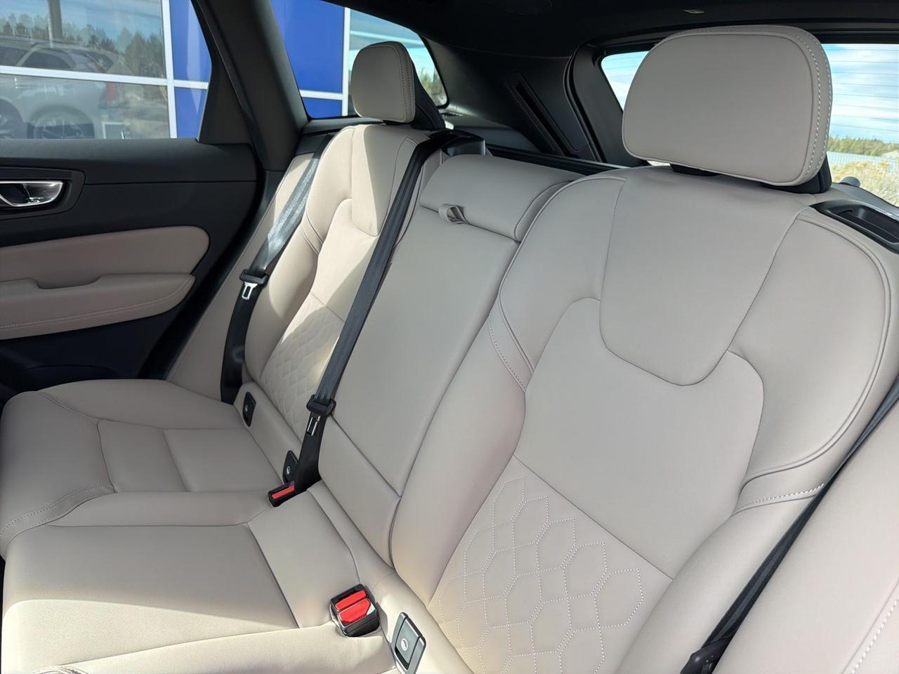 2026 Volvo XC60 B5 Plus Bend OR