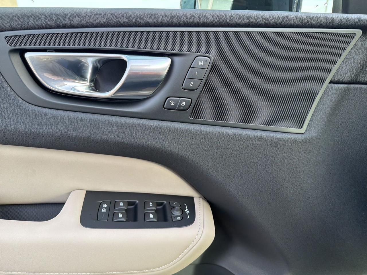 2026 Volvo XC60 B5 Plus Bend OR