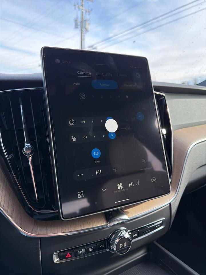 2026 Volvo XC60 B5 Plus Bend OR