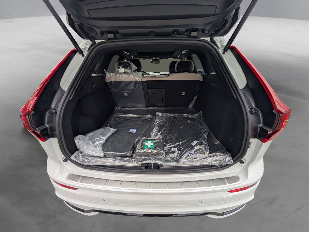 2026 Volvo XC60 B5 Plus Hunt Valley MD