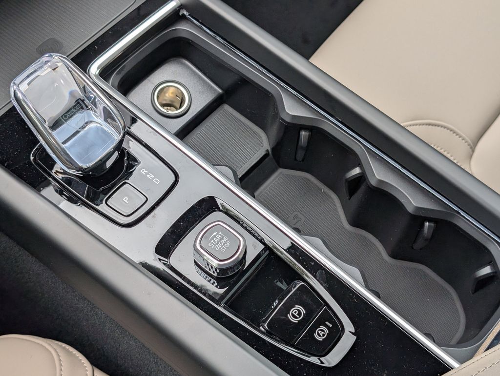 2026 Volvo XC60 B5 Plus Hunt Valley MD