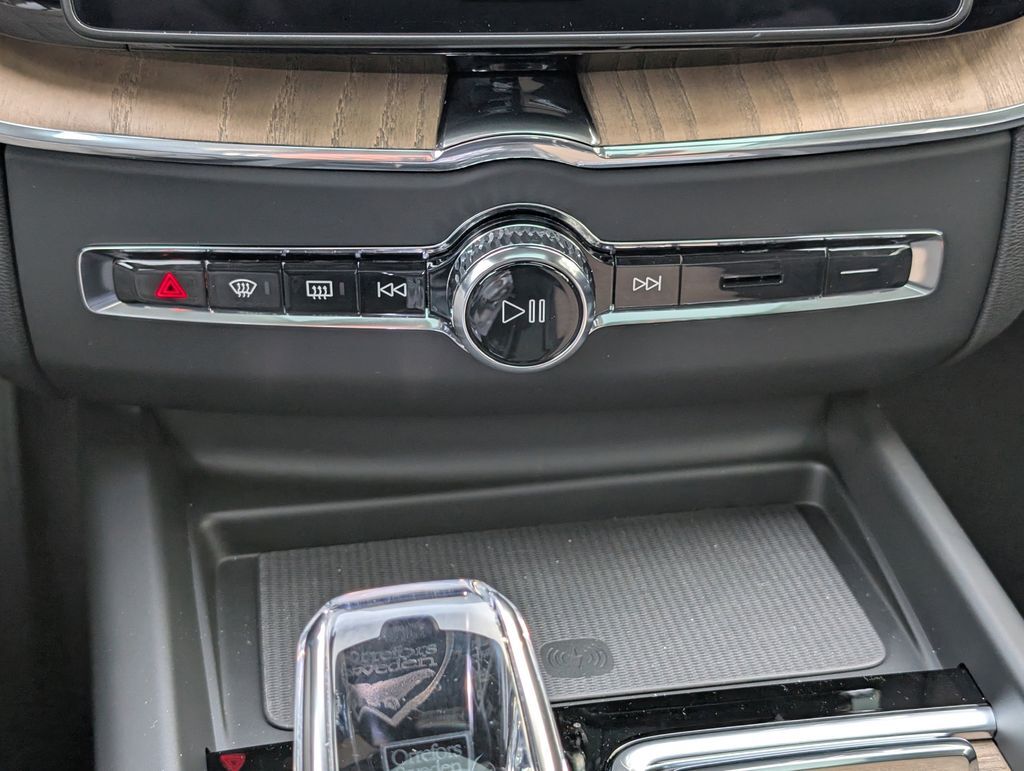 2026 Volvo XC60 B5 Plus Hunt Valley MD