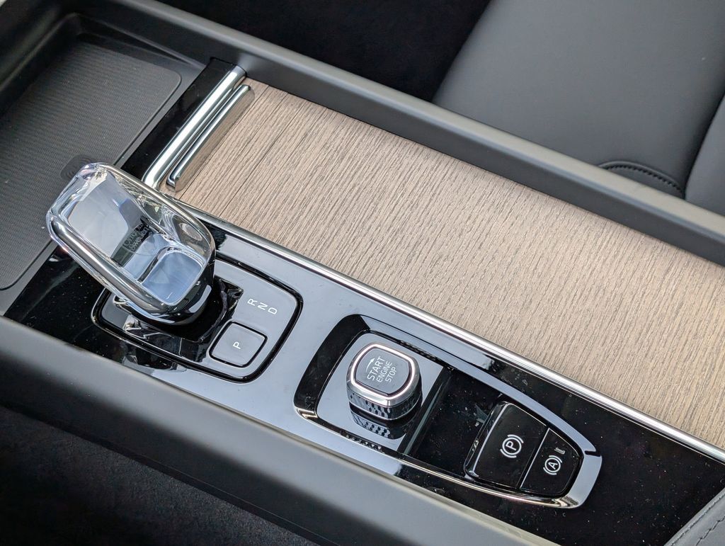 2026 Volvo XC60 B5 Plus Hunt Valley MD