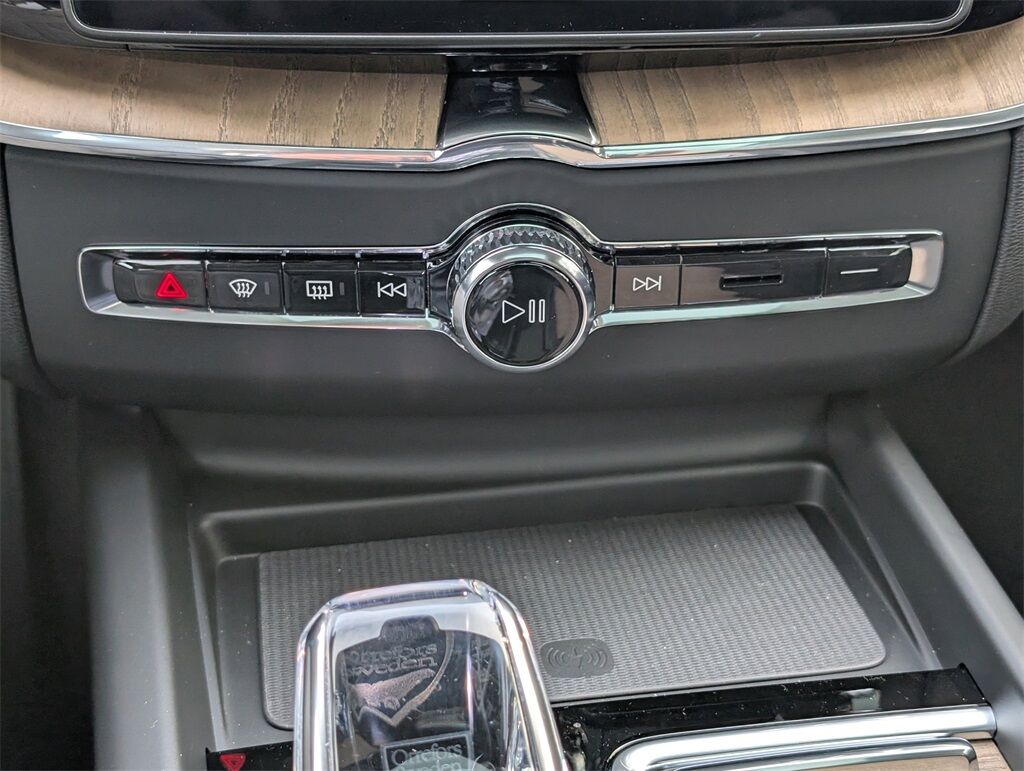 2026 Volvo XC60 B5 Plus Hunt Valley MD