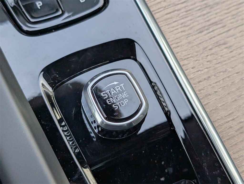 2026 Volvo XC60 B5 Plus Hunt Valley MD