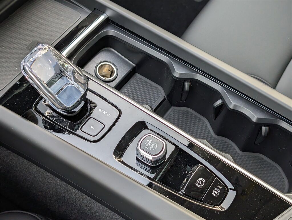 2026 Volvo XC60 B5 Plus Hunt Valley MD