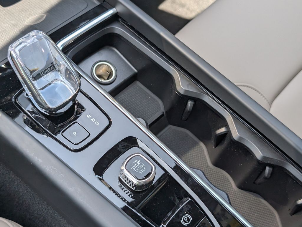 2026 Volvo XC60 B5 Plus Hunt Valley MD