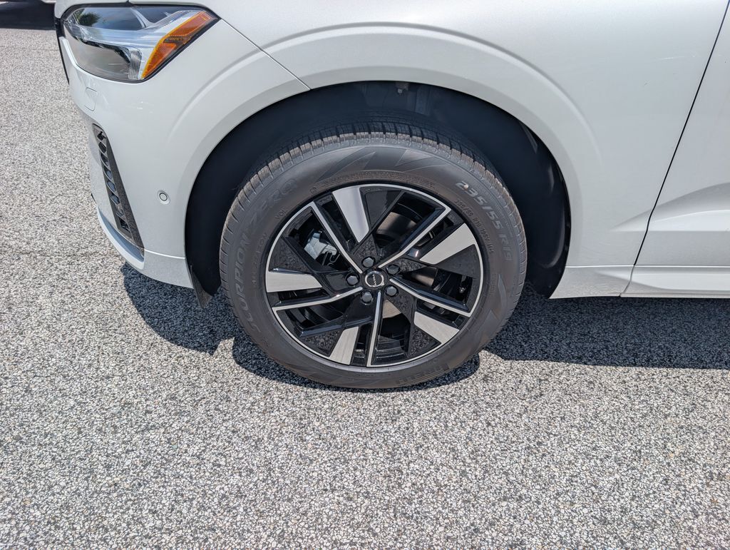 2026 Volvo XC60 B5 Plus Hunt Valley MD
