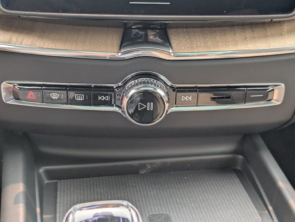 2026 Volvo XC60 B5 Plus Hunt Valley MD