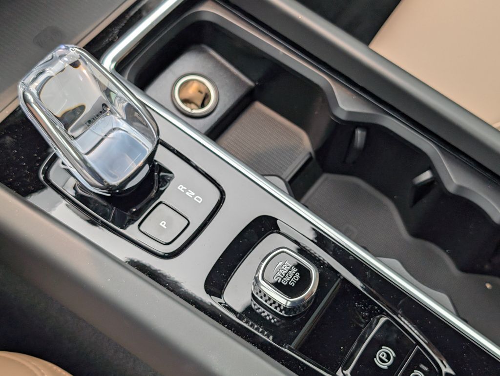 2026 Volvo XC60 B5 Plus Hunt Valley MD