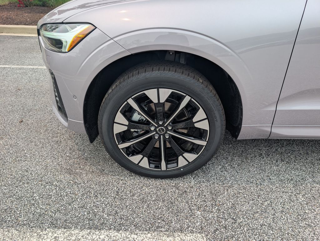 2026 Volvo XC60 B5 Plus Hunt Valley MD