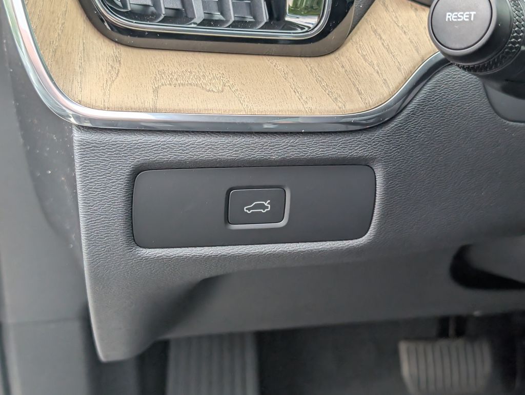 2026 Volvo XC60 B5 Plus Hunt Valley MD