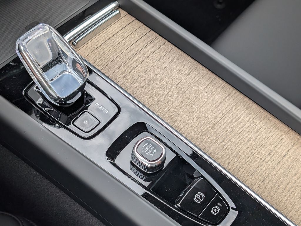 2026 Volvo XC60 B5 Plus Hunt Valley MD